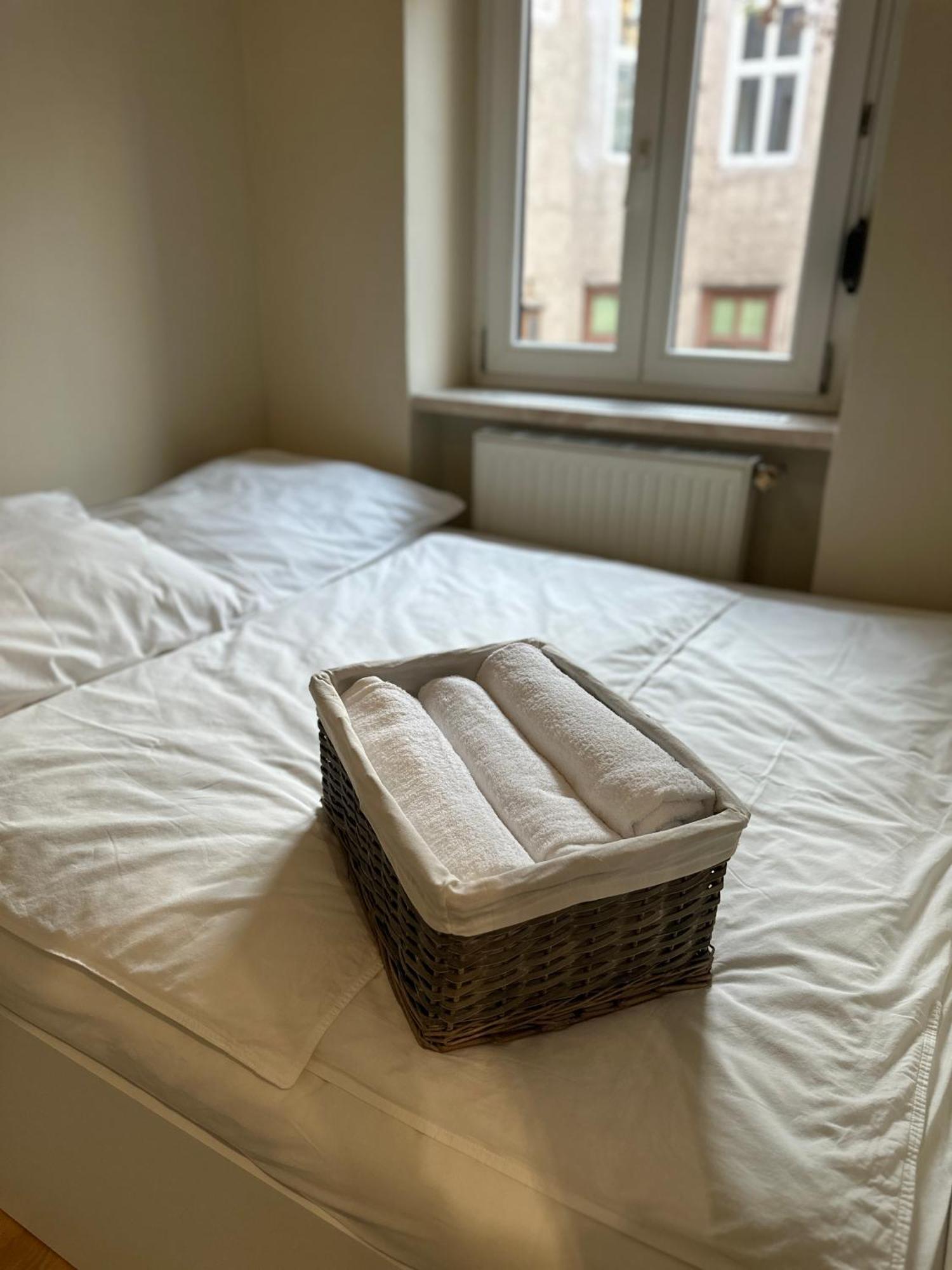 Charmante Zentral Gelegene Wohnung Viena Exterior foto